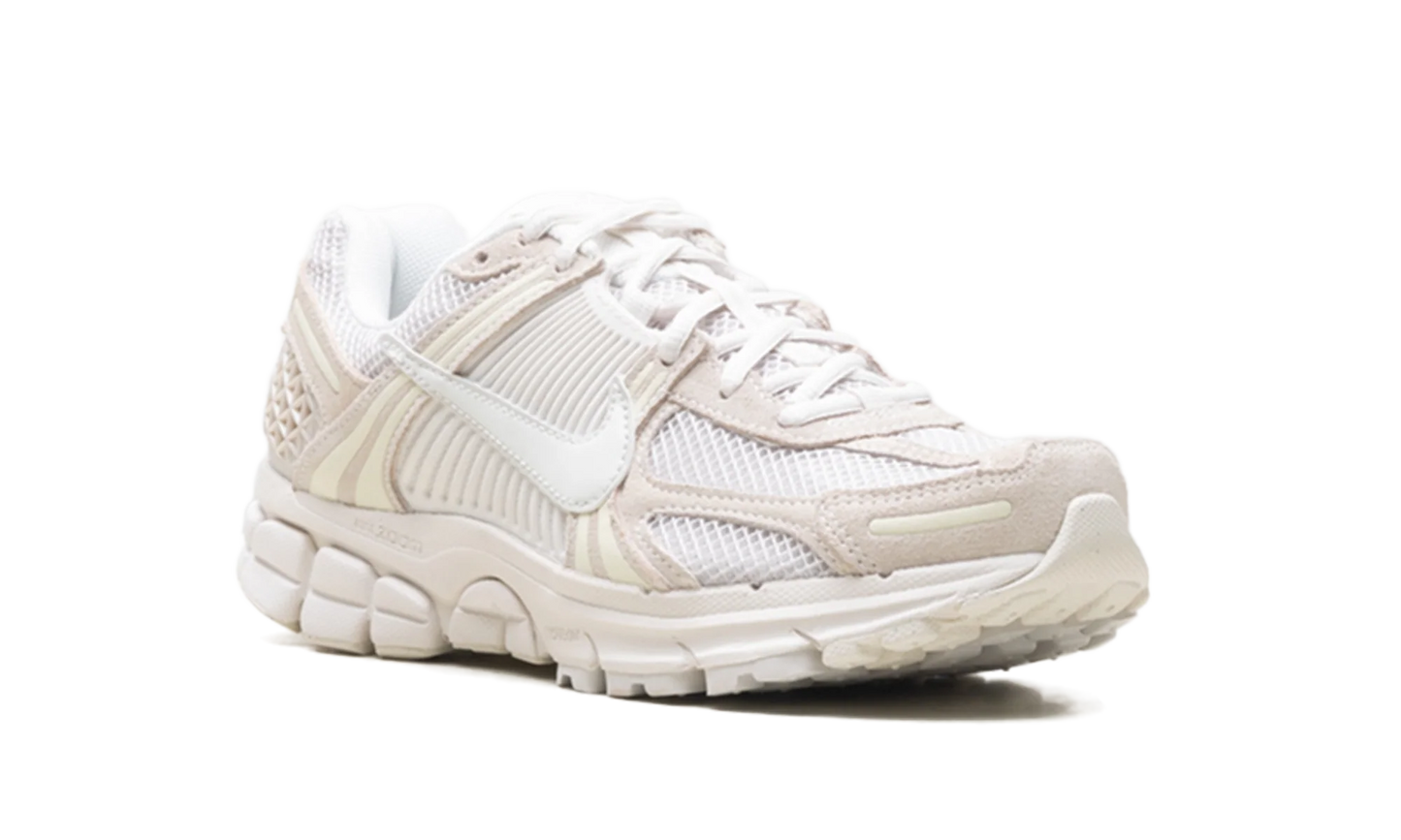 Zoom Vomero 5 WMNS "Phantom Light Bone" HQ0458 003