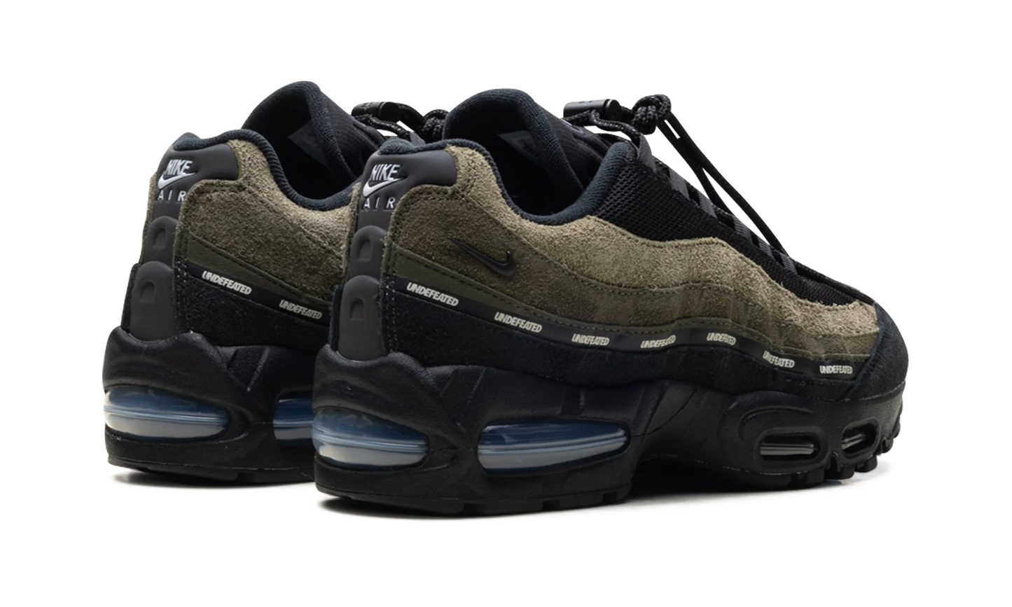 Air Max 95 SP "Undefeated - Geo La Brea Medium Olive" IB4523 200