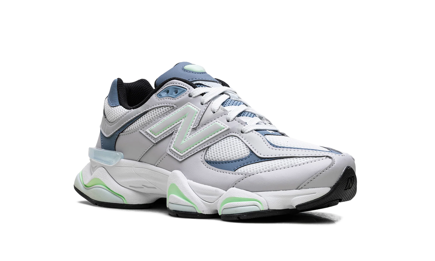 9060 "Pearl Grey Shoreline Blue" U9060BLD