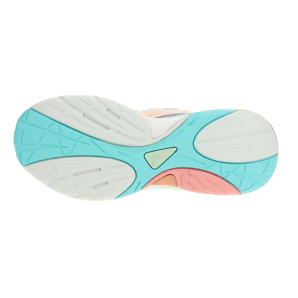 Inverse Heat Lace Up Sneakers