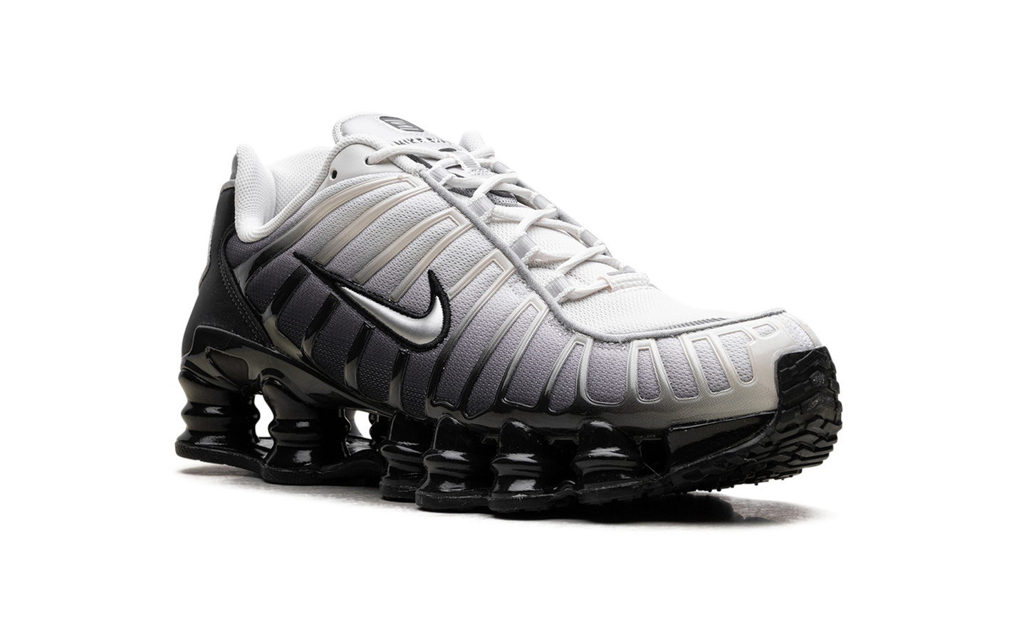 Shox TL WMNS"Off Noir" IB7705 001