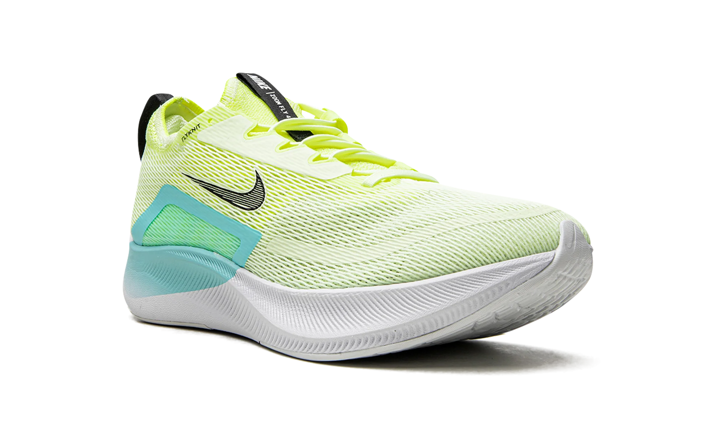 ZOOM FLY 4 MNS WMNS CT2401 700