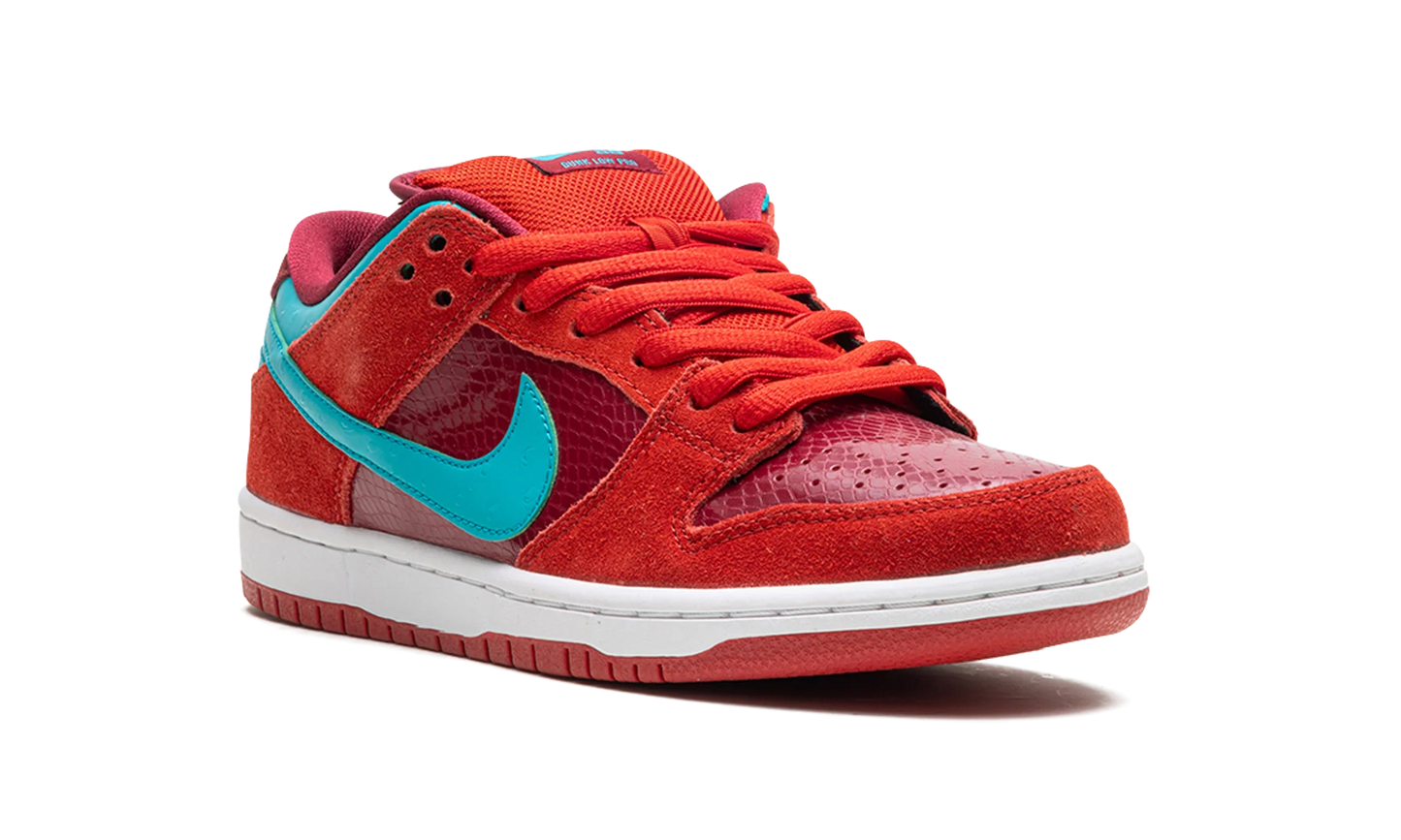 Dunk Low Pro SB "Brickhouse / Turbo Green" 304292 636