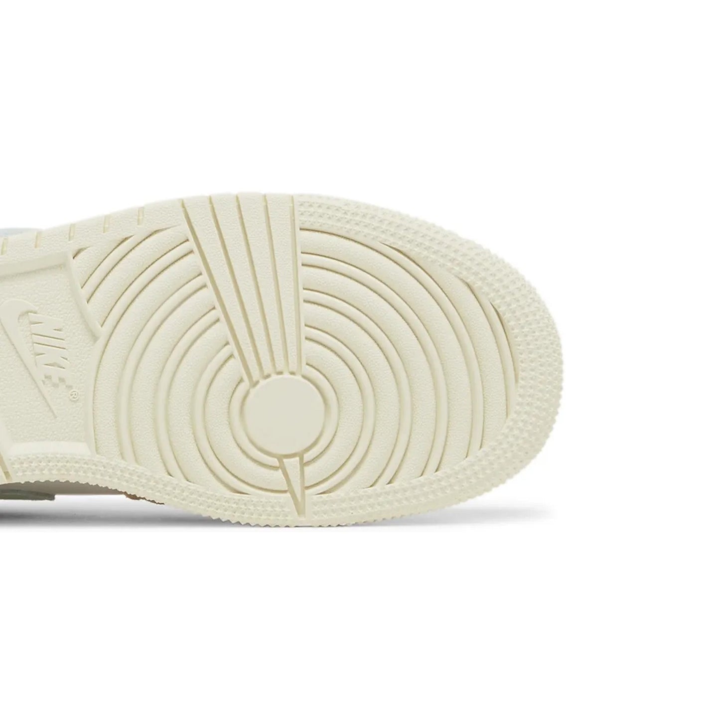 1 Low SE 'Scalloped Edge Guava Ice' GS (2023)