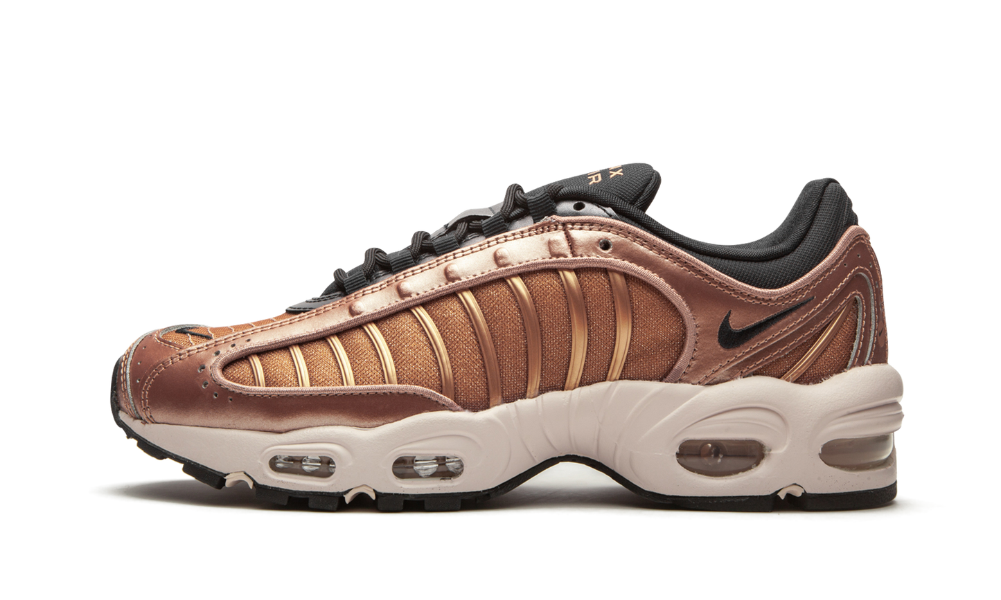 AIR MAX TAILIND 4 WMNS "Metallic Red Bronze" CT1184 900