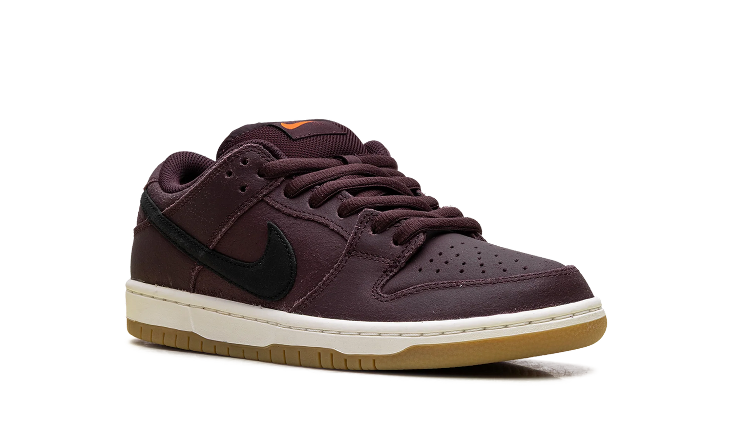 SB Dunk Low Pro "Burgundy Crush" IO2304 600