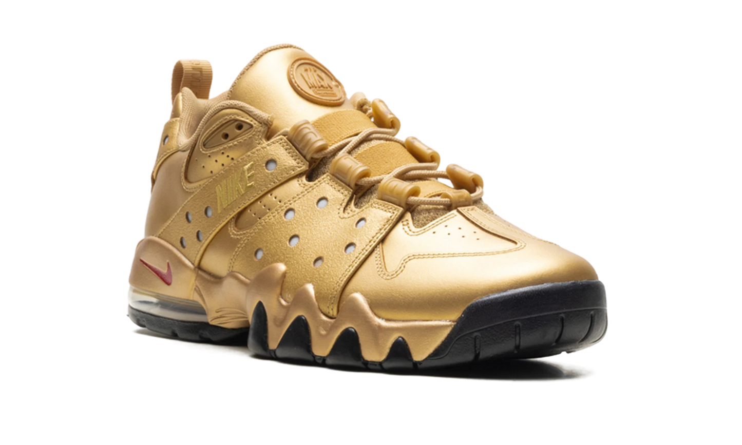 Air Max2 CB '94 Low "Supreme - Metallic Gold" IM4283 700