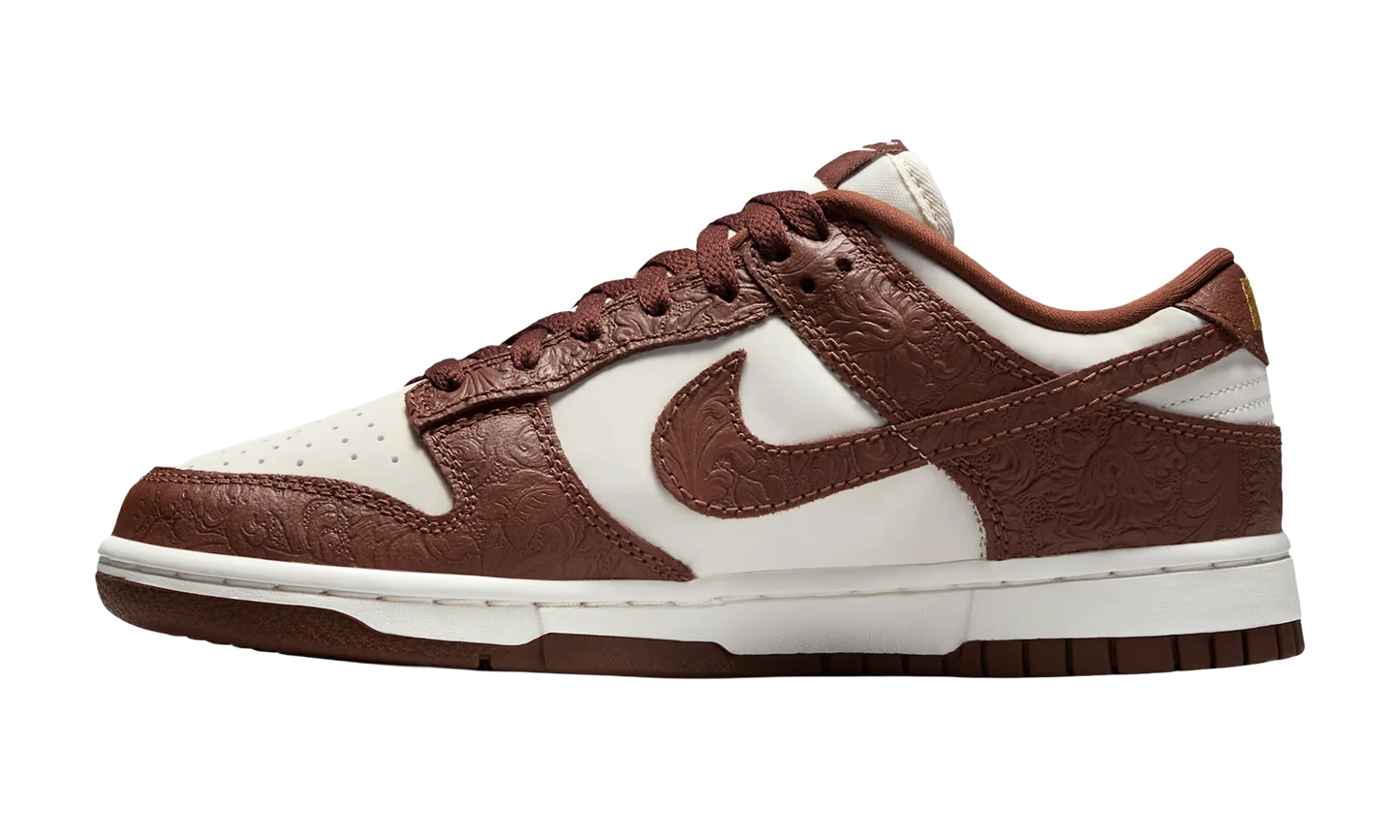 Dunk Low WMNS "Embossed Baroque Sail Fauna Brown" IF3944 100