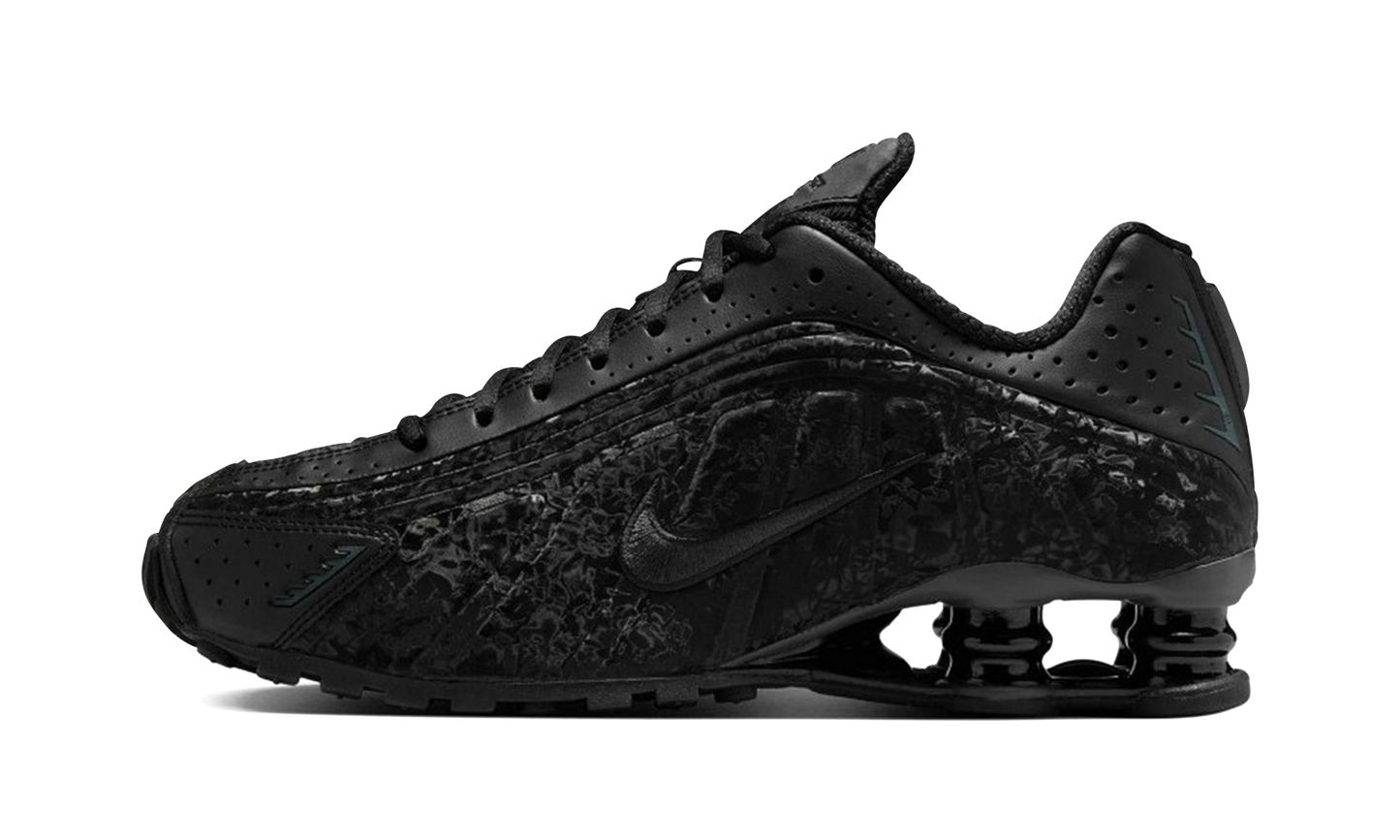 Shox R4 WMNS"Black Floral" HV0934 002