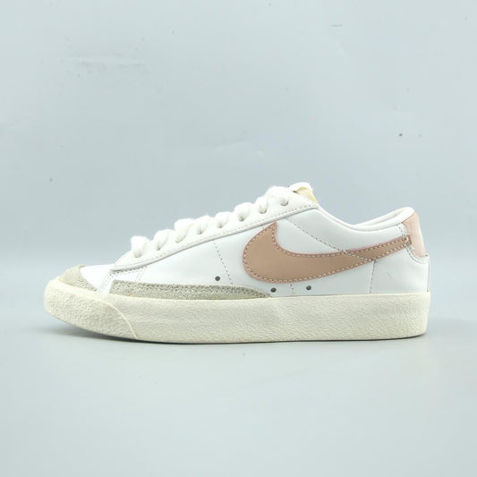 BLAZER LOW '77