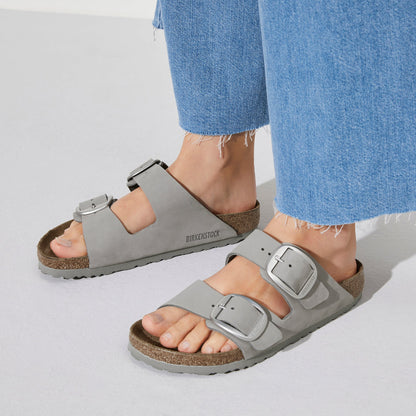 Arizona Big Buckle Nubuck Leather in Dove Gray