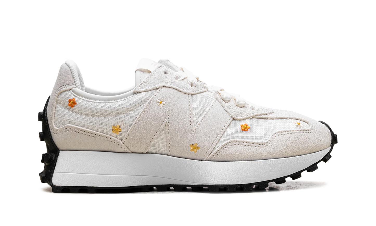 327 WMNS "Sea Salt Floral Embroidery" WS327DCA