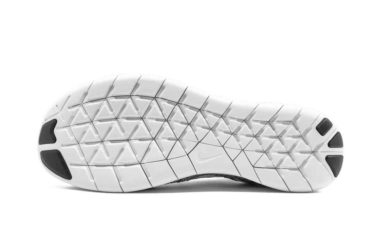 FREE RN FLYKNIT 2017 MNS WMNS 880844 003