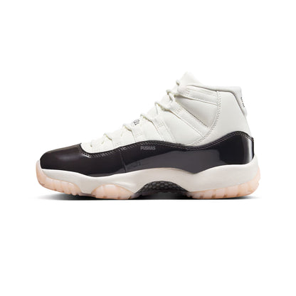 11 Retro 'Neapolitan' Women's (2023)