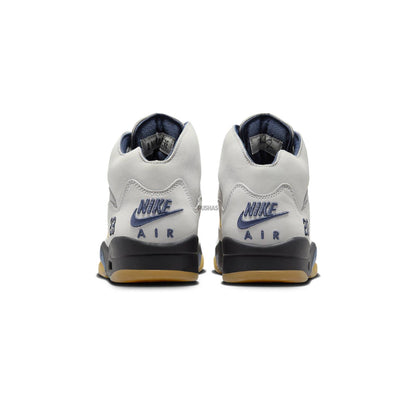 5 Retro 'A Ma Maniére Dawn' Women's (2023)