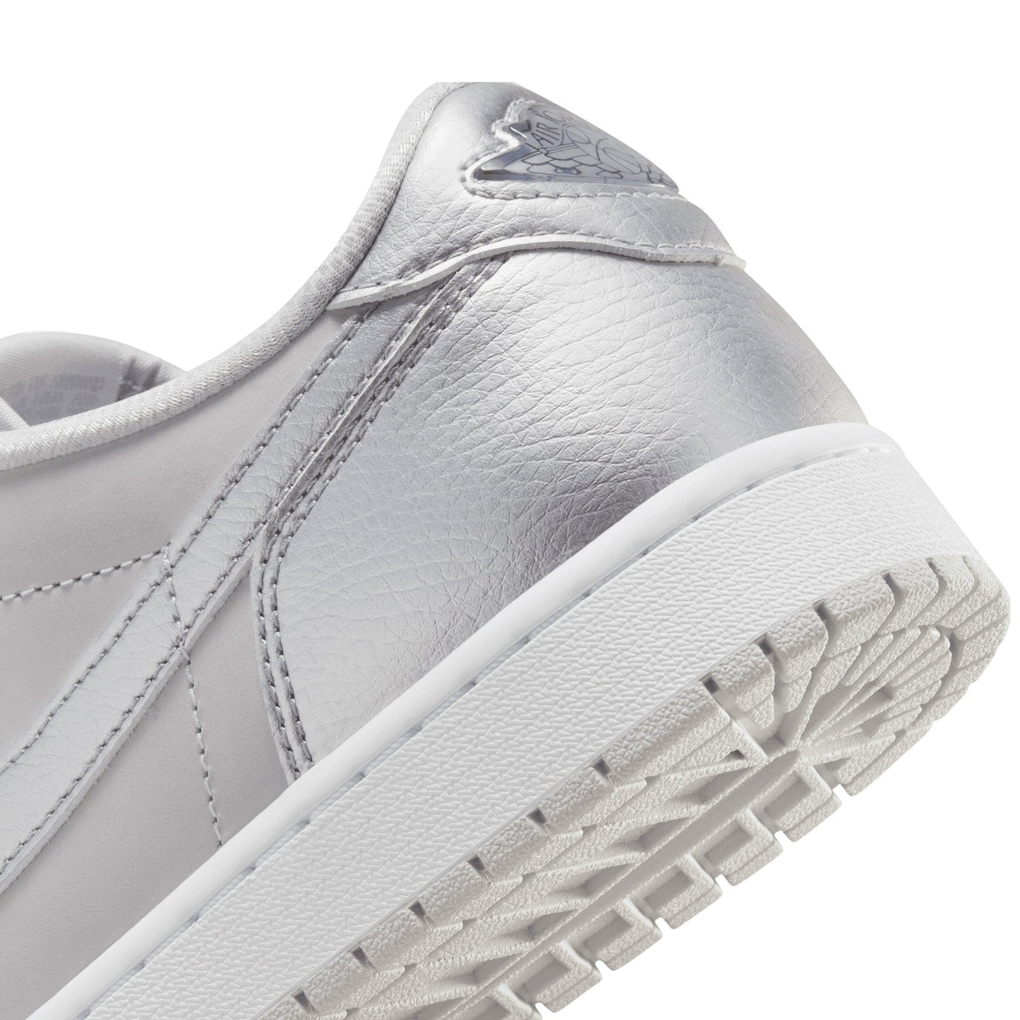 1 Low OG 'Metallic Silver' (2024)