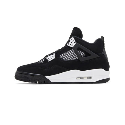 4 Retro 'White Thunder' (2024)