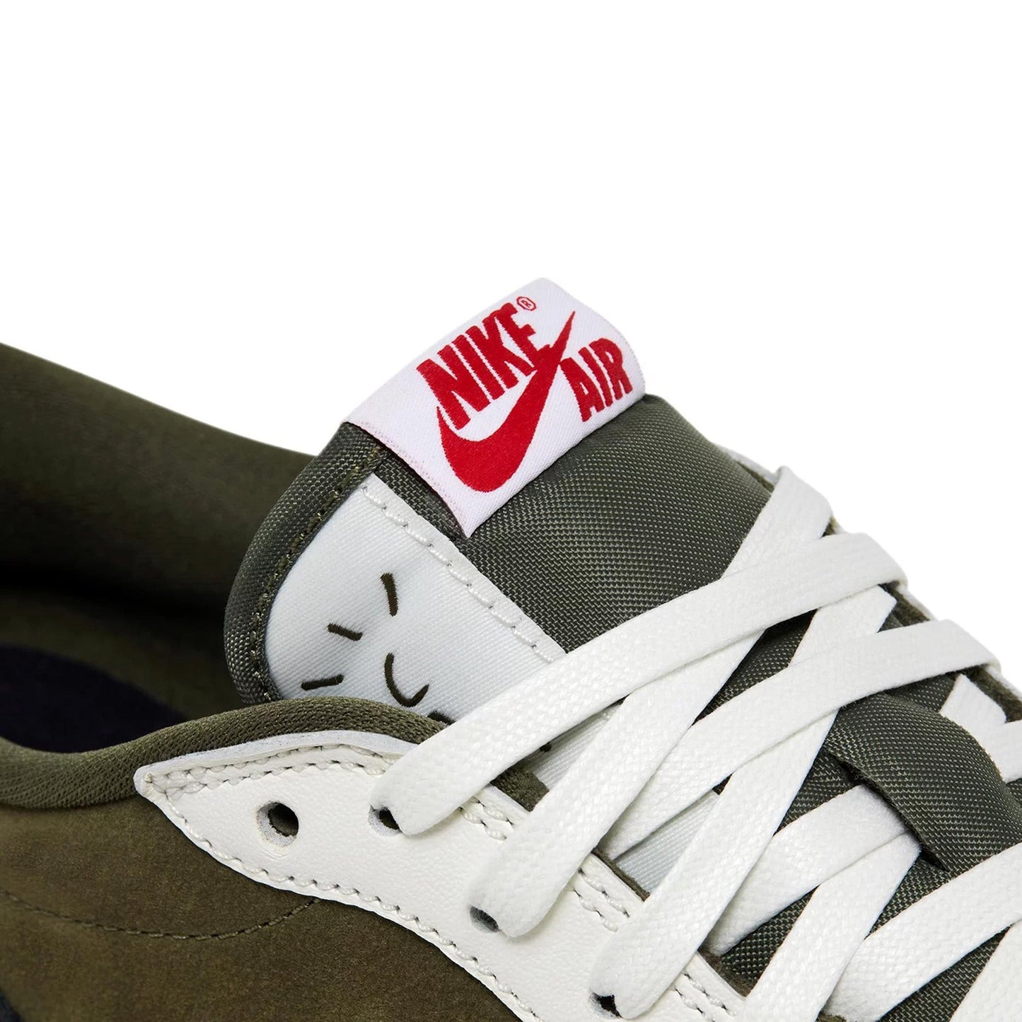 1 Retro Low OG SP 'Medium Olive' (2024)