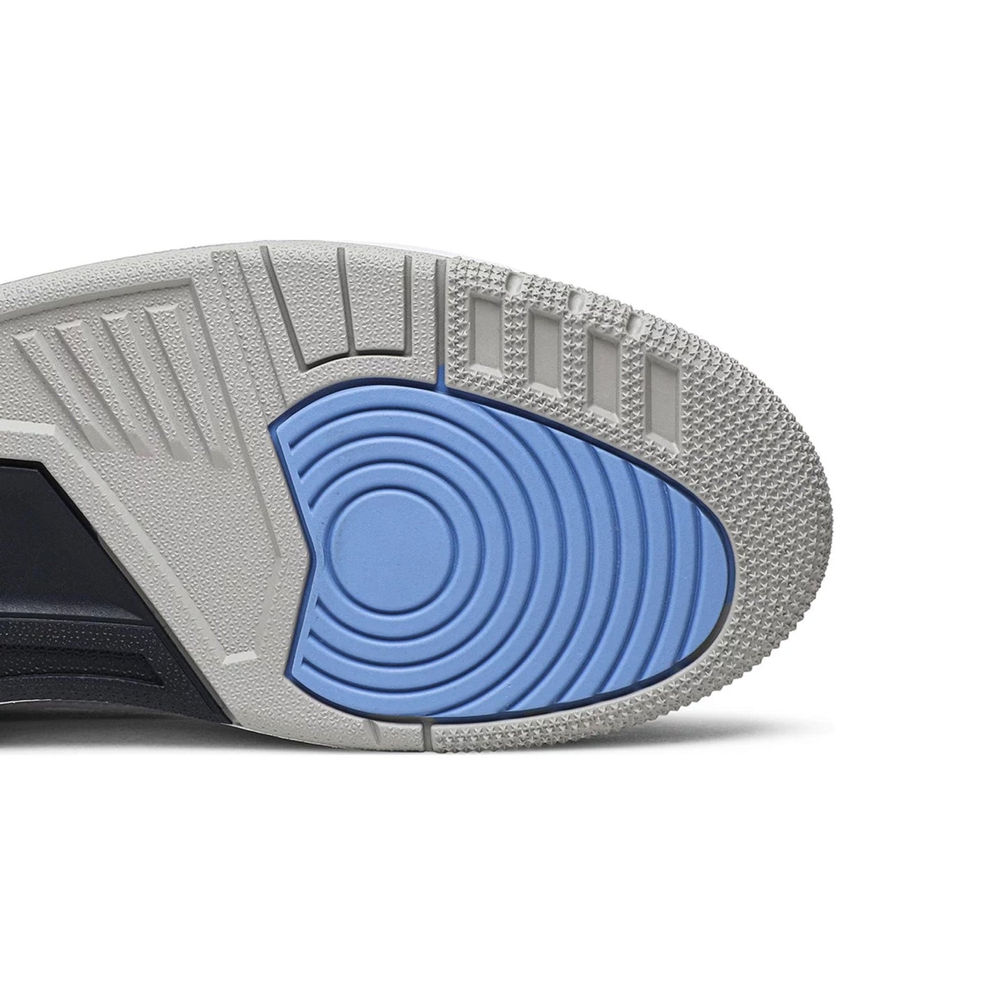 3 Retro 'UNC' (2020)