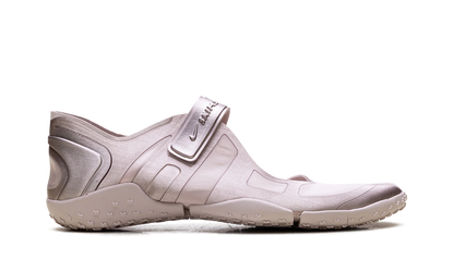 Air Rift Satin WMNS "SKIMS - Slit Red" IQ7158 600