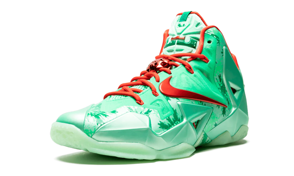 Lebron 11 "Christmas" 616175 301
