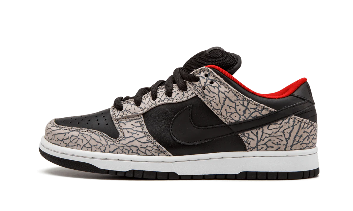 SB Dunk Low Pro "Supreme - Black Cement" 304292 131
