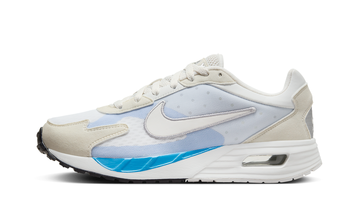 Air Max Solo WMNS"White University Blue" FN0784 103