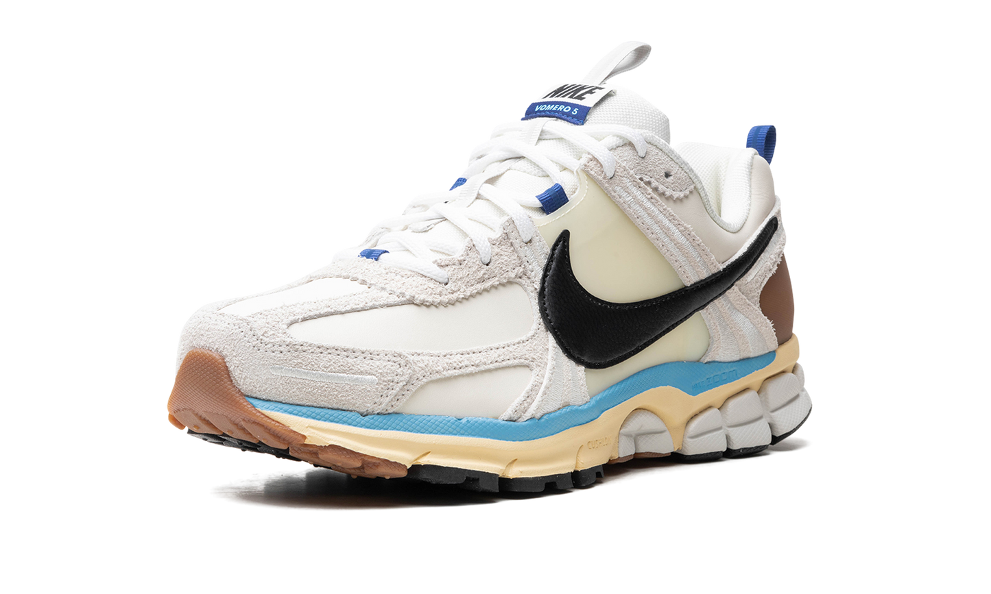 Zoom Vomero 5 WMNS"Design By Japan" HF4524 111
