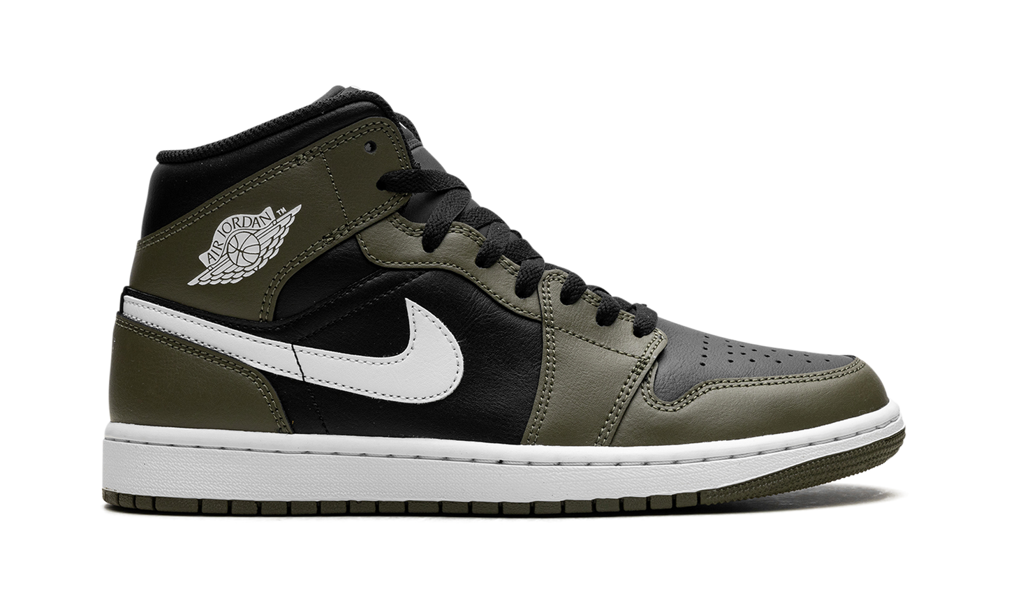 1 Mid "Olive Sail" DQ8426 092
