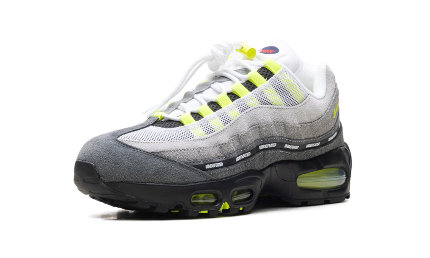 Air Max 95 SP "Undefeated - Geo NYC Neon" IB4523 004