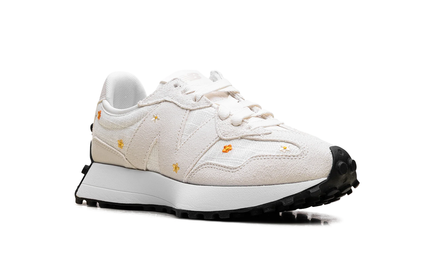 327 WMNS "Sea Salt Floral Embroidery" WS327DCA