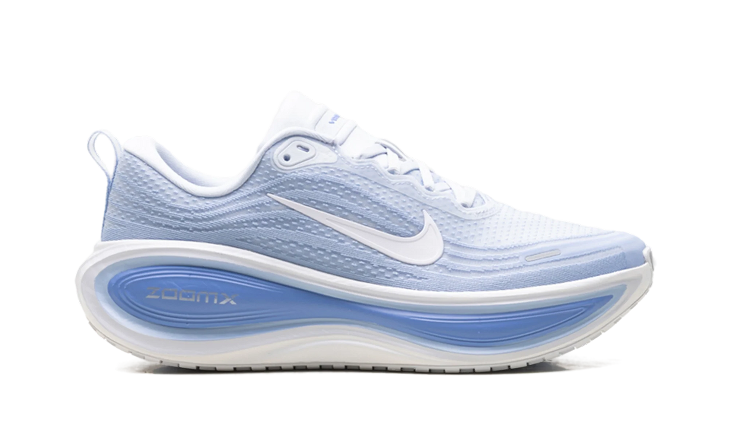 Vomero Plus WMNS "Football Grey Royal Pulse" HV8154 003
