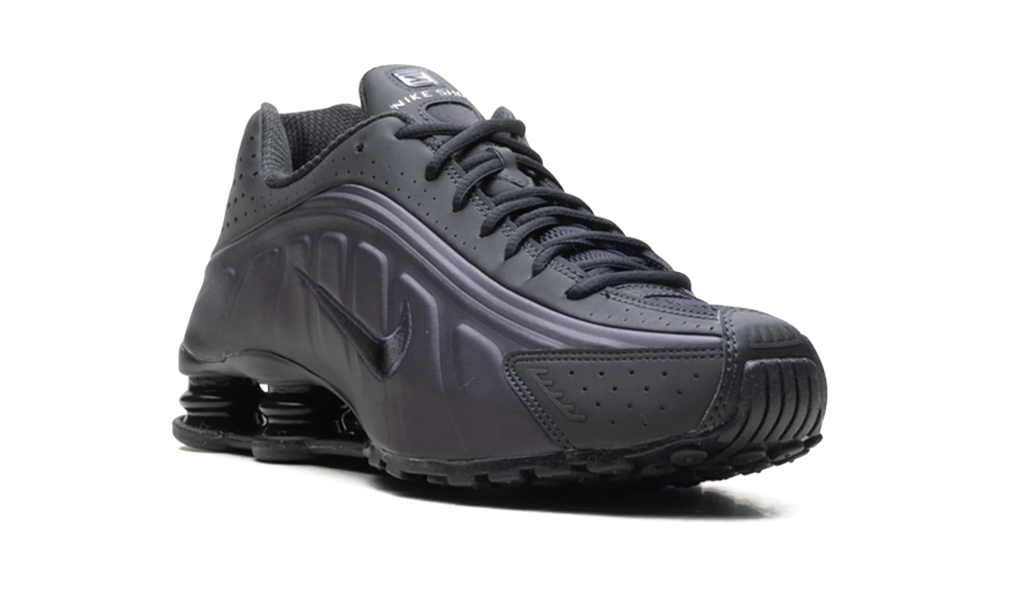 Shox R4 "Cave Purple Black" HQ1988 500