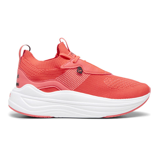 Softride Stakd Lace Up Sneakers