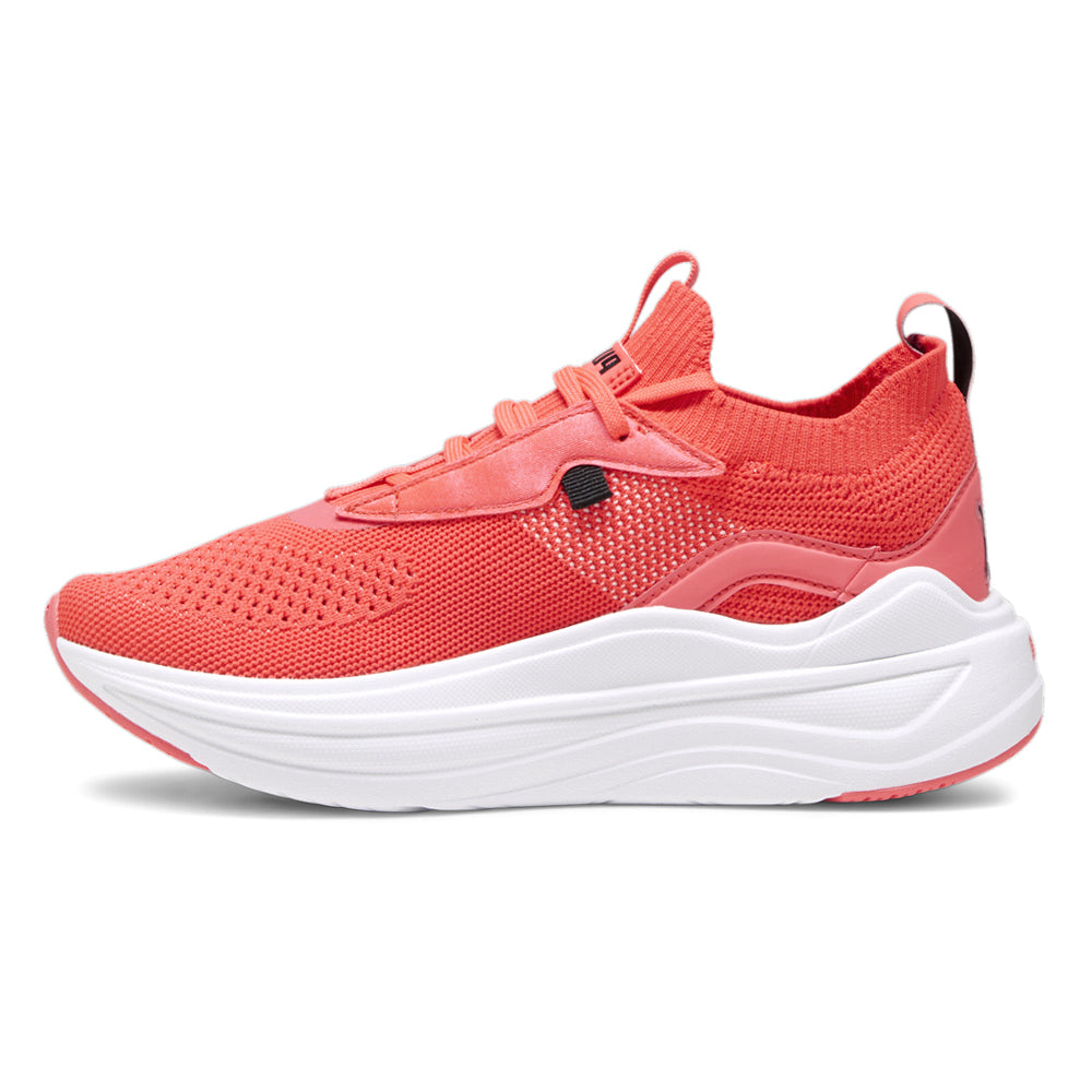 Softride Stakd Lace Up Sneakers