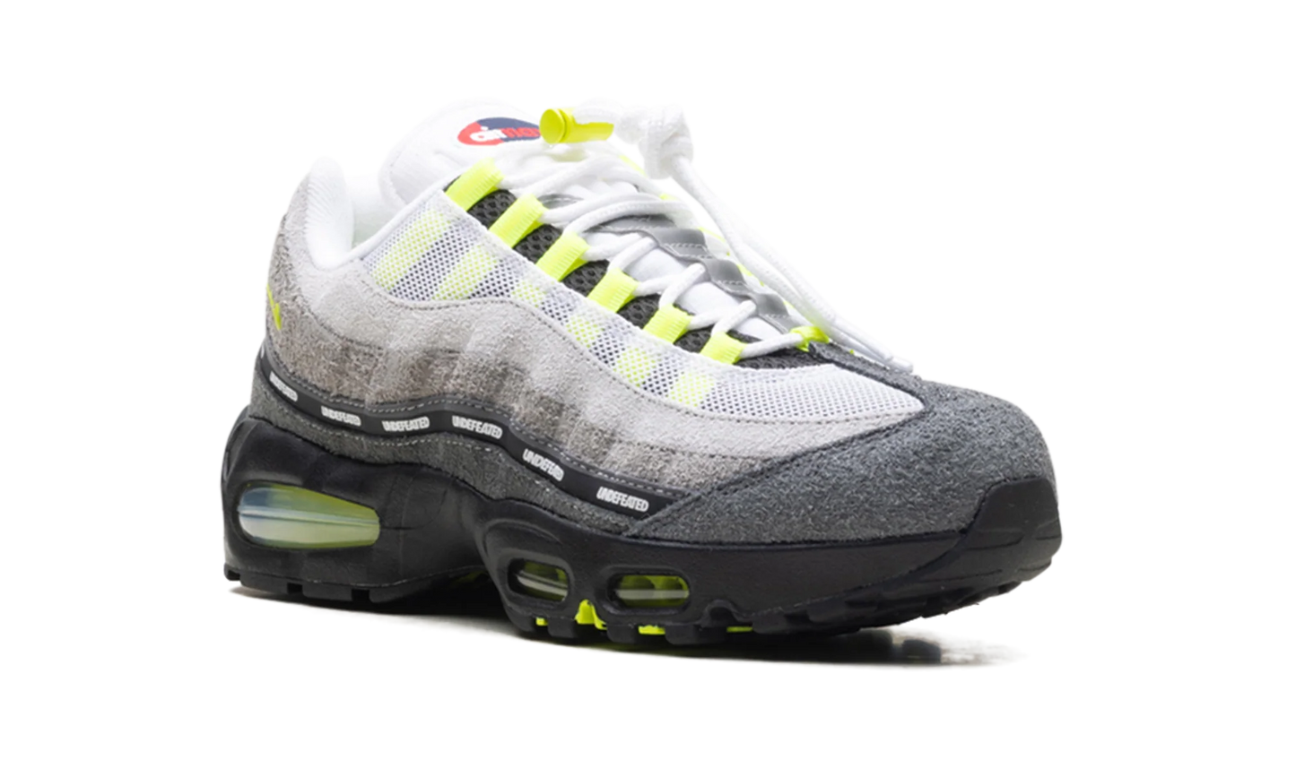 Air Max 95 SP "Undefeated - Geo NYC Neon" IB4523 004