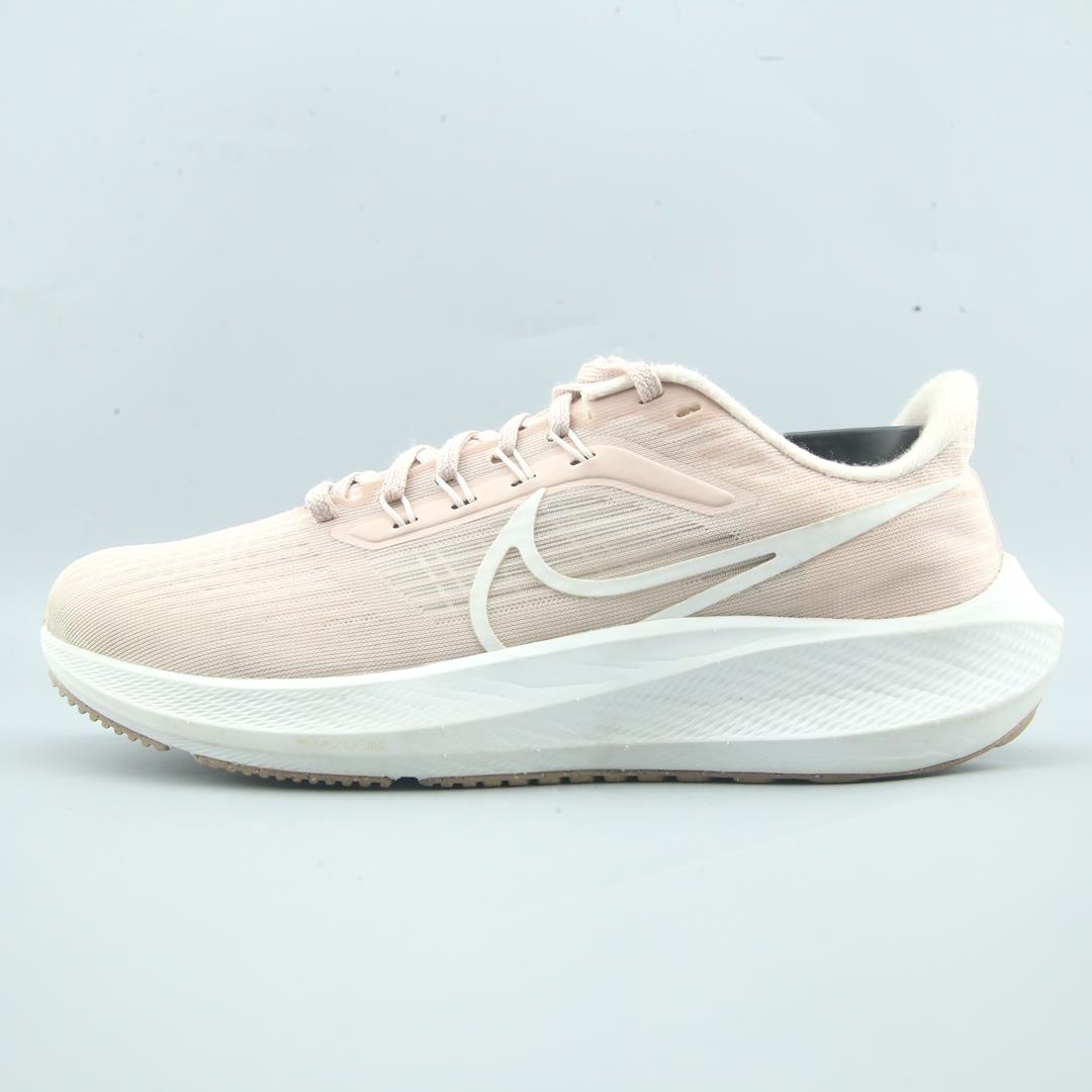 AIR ZOOM PEGASUS 39