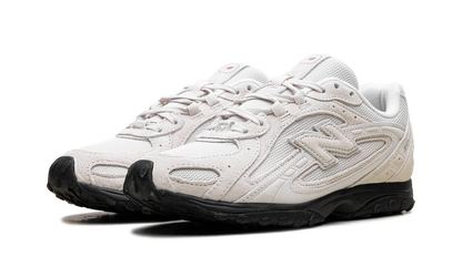 204L "Year of The Horse - White" U204L8OV