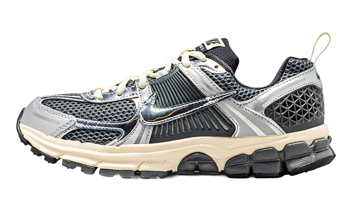 Vomero 5 GS "Iron Grey Coconut Milk Chrome" IM9467 002