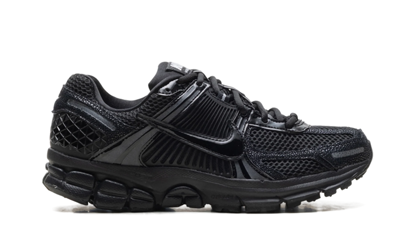 Zoom Vomero 5 WMNS "Black Patent" II6236 001