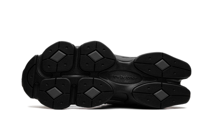 9060 "JD Sports Exclusive - Grey Black Red" U9060jbo