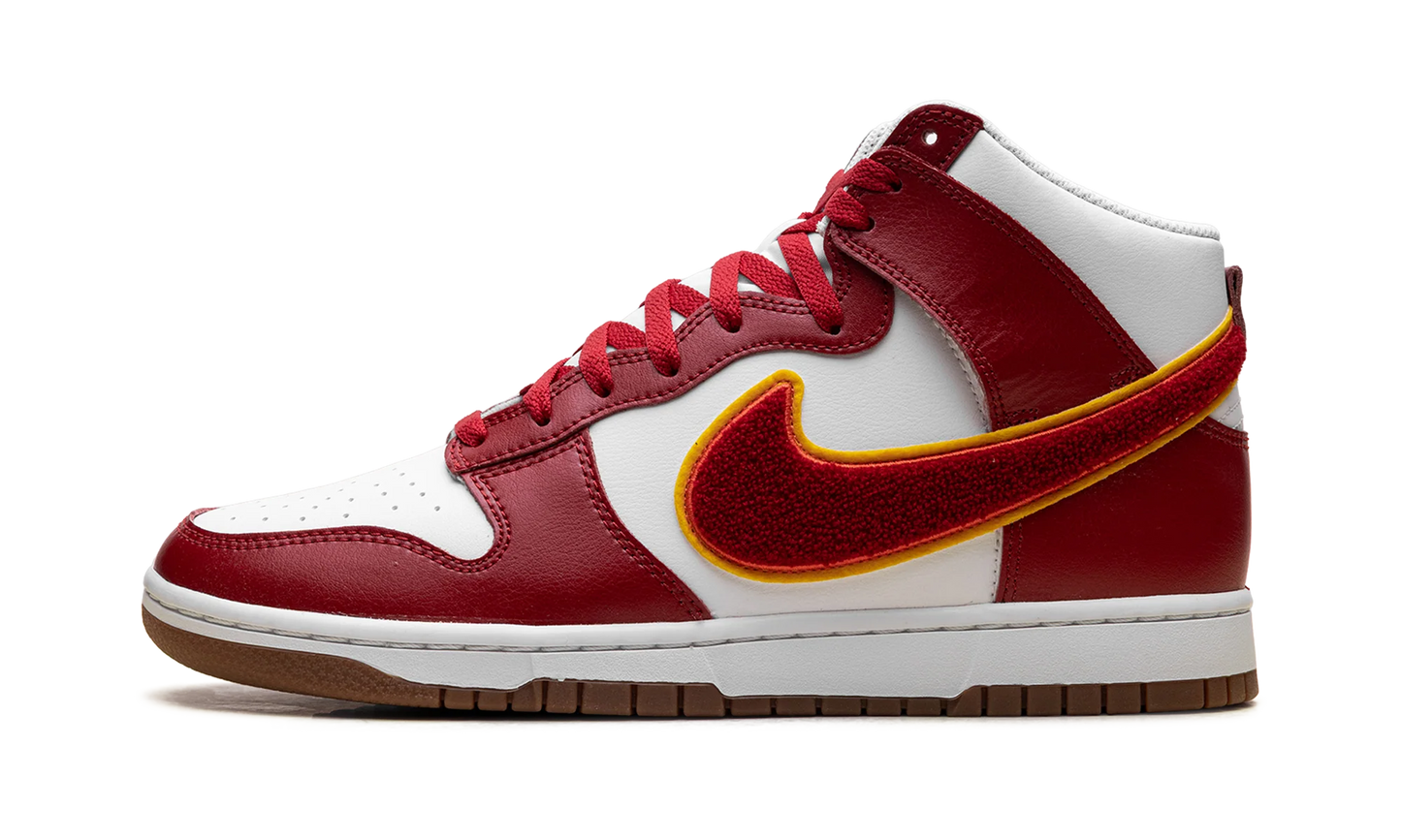 Dunk High "Chenille Swoosh White Gym Red" DR8805 101