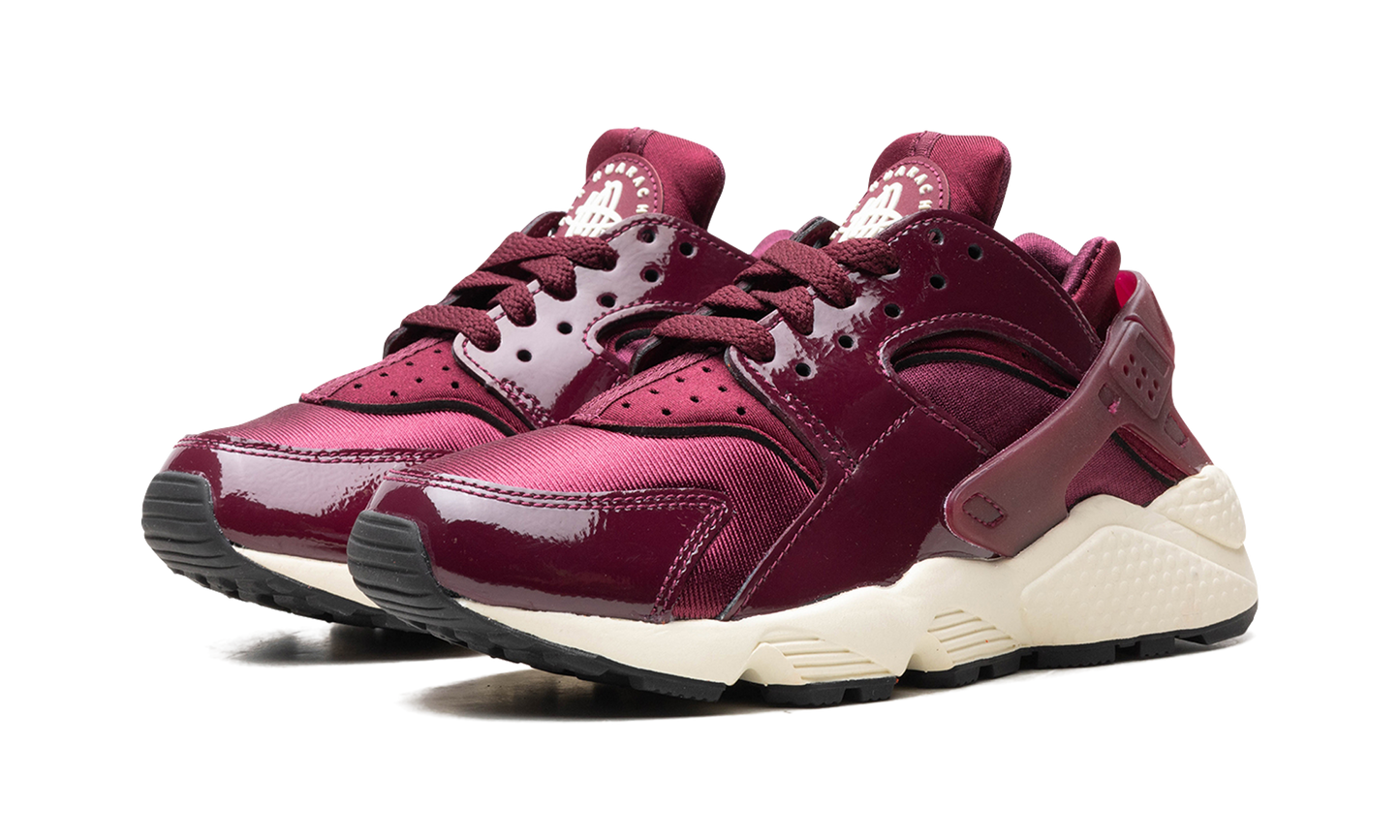 Air Huarache WMNS"BEETROOT" DQ8584 600