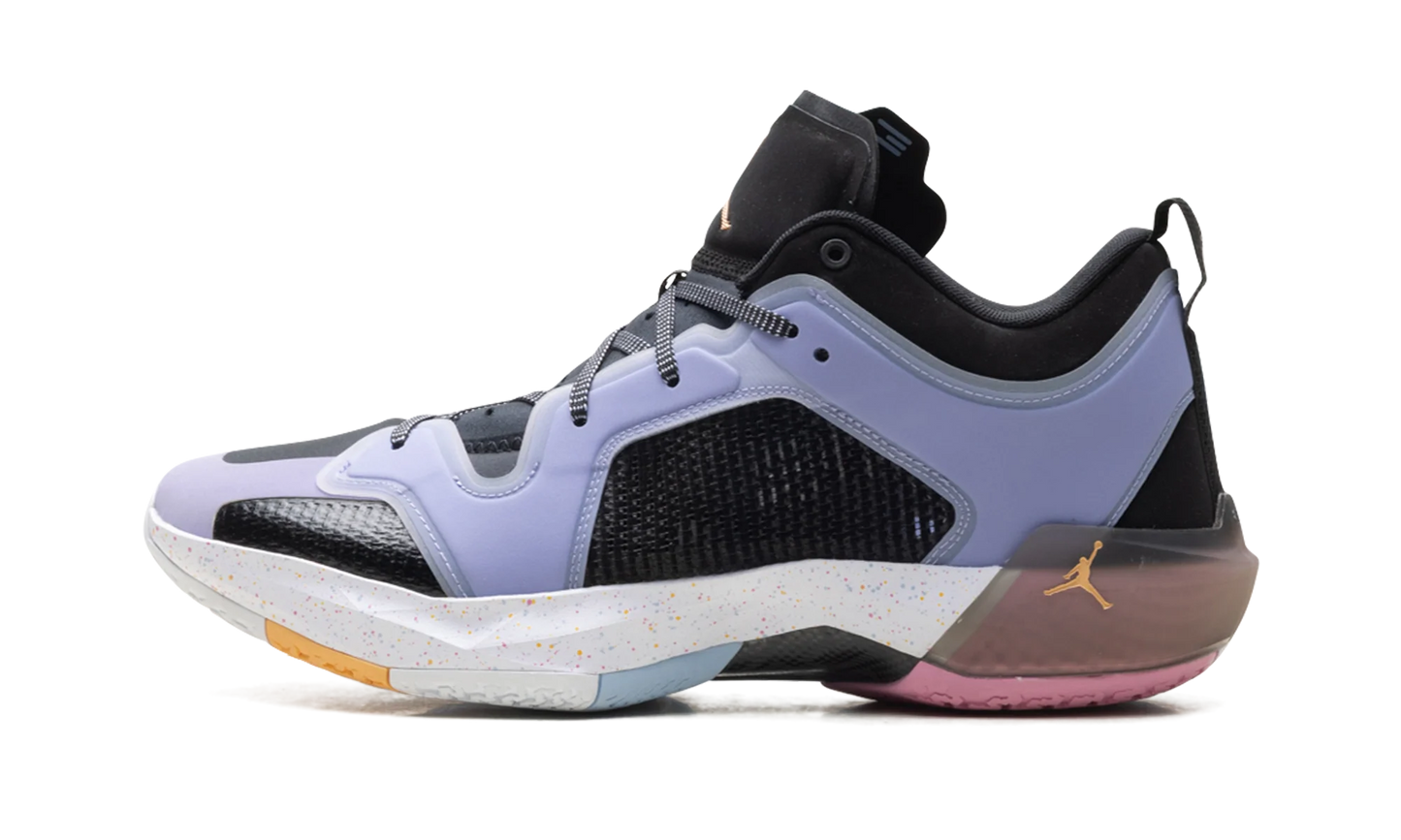 Air Jordan 37 Low "Dongdan" FD8701 001