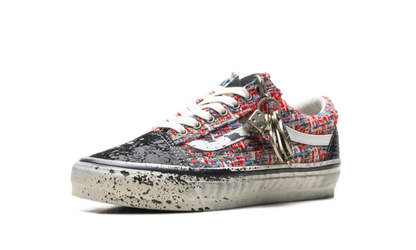 Premium Old Skool "Charms Red Black" VN000D9VBOS