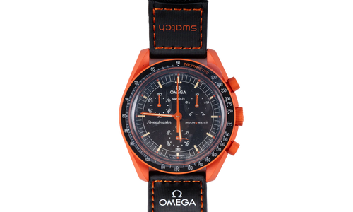 Swatch x Omega Bioceramic Moonswatch "Mission On Earth Lava" SO33O100