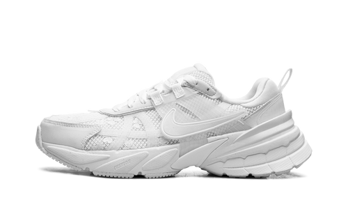 V2K Run WMNS"White Summit White" HJ5269 100