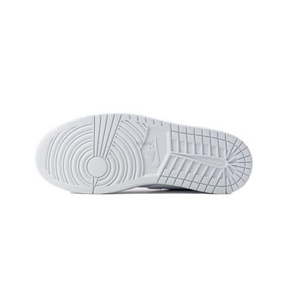 1 Low 'Triple White'