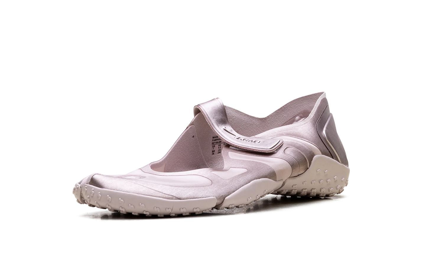 Air Rift Satin WMNS "SKIMS - Slit Red" IQ7158 600