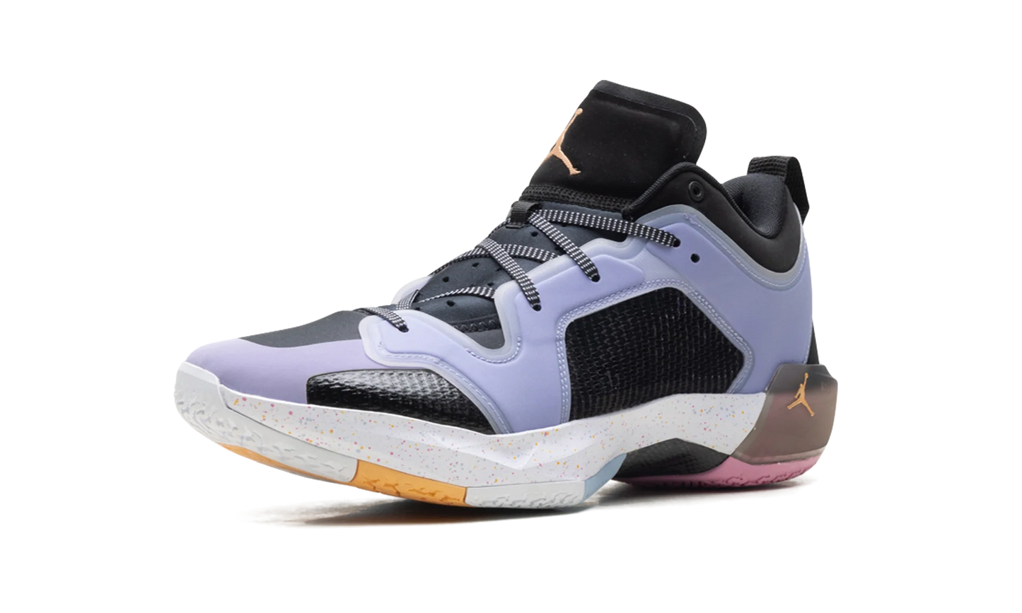 Air Jordan 37 Low "Dongdan" FD8701 001